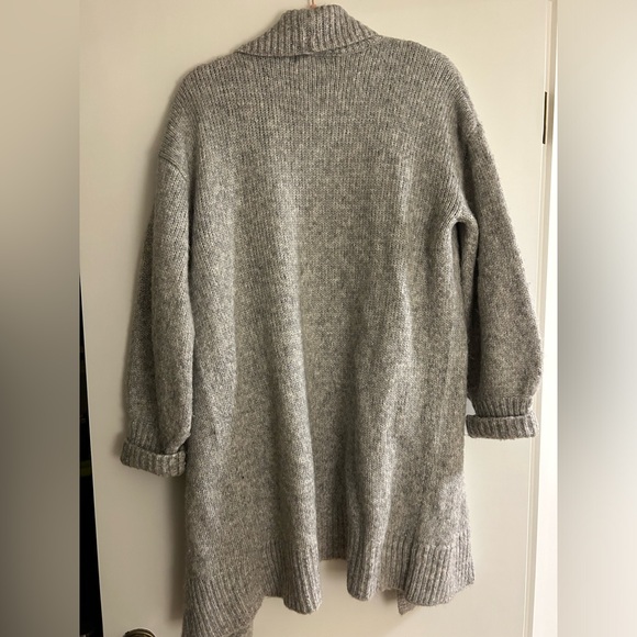 Charlie Paige Oversized Cardigan - Picture 3 of 3